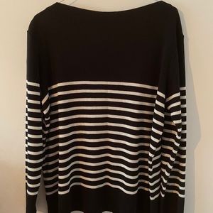 Long sleeve white stripped navy blue shirt